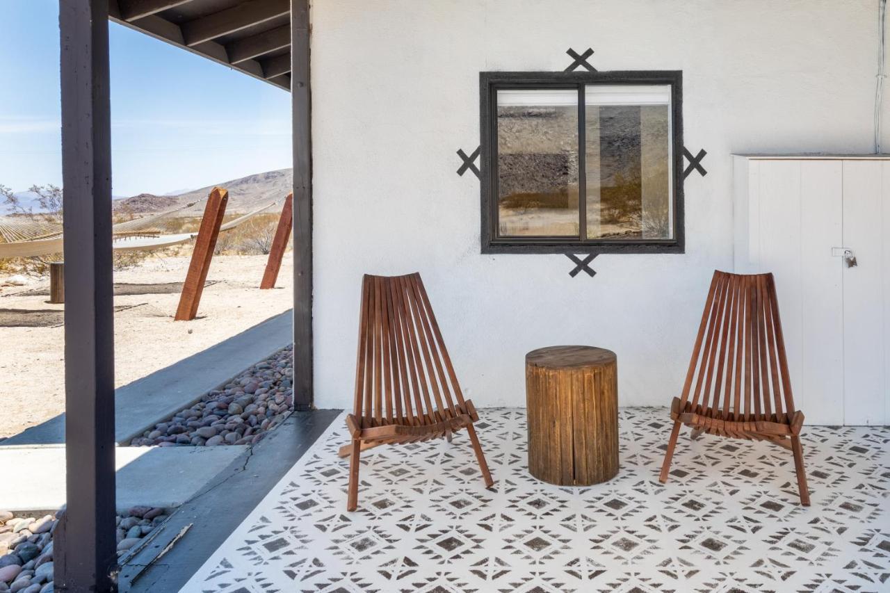 1 Minute To Joshua Tree National Park, Hot Tub, Stars, Private - The Wkndr Twentynine Palms